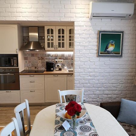 Central Varna Apartment - Lets4Holiday 외부 사진