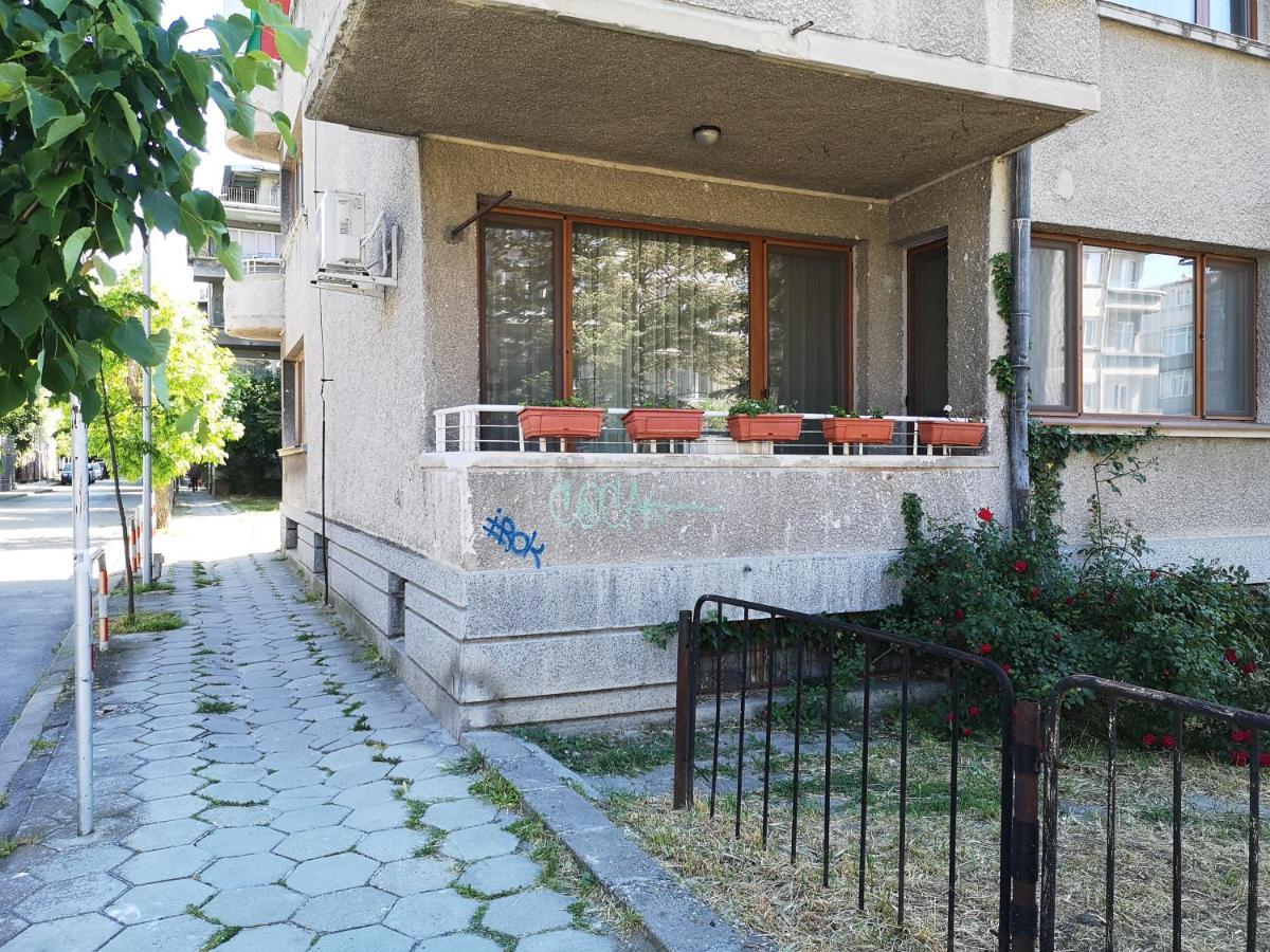 Central Varna Apartment - Lets4Holiday 외부 사진