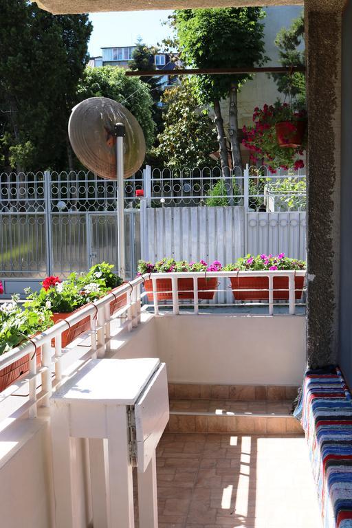 Central Varna Apartment - Lets4Holiday 외부 사진