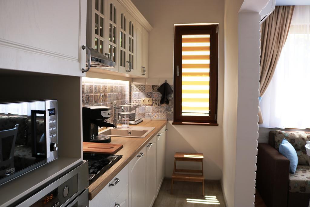 Central Varna Apartment - Lets4Holiday 외부 사진