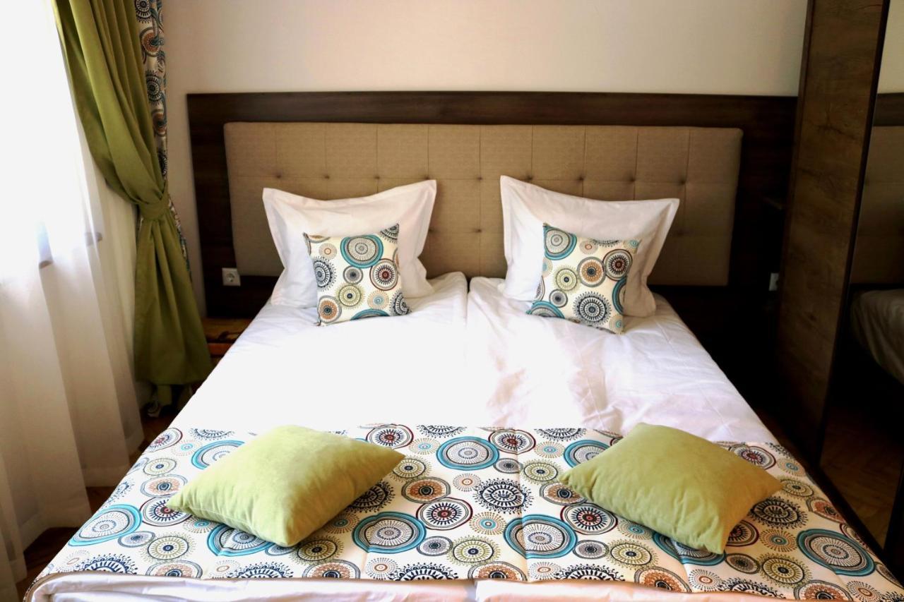 Central Varna Apartment - Lets4Holiday 외부 사진