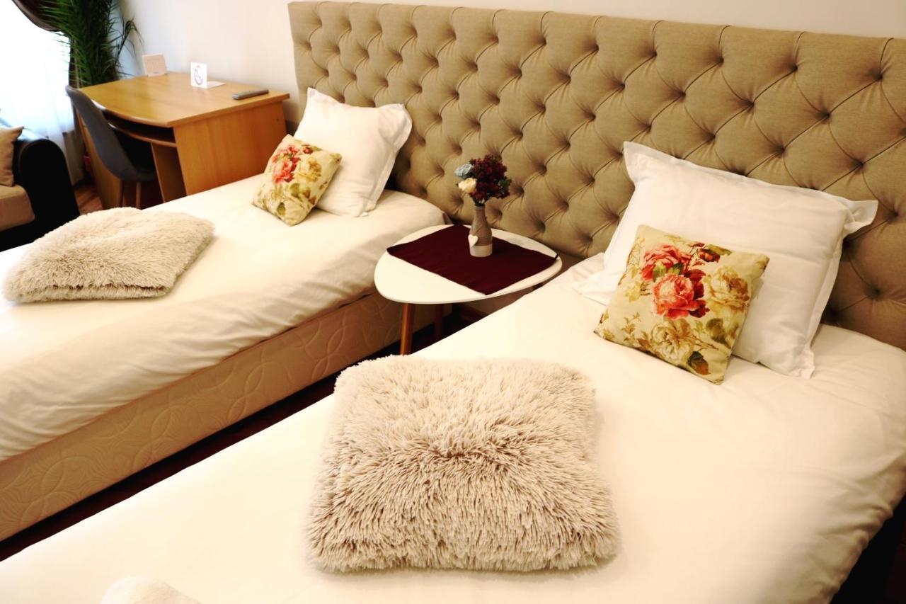 Central Varna Apartment - Lets4Holiday 외부 사진
