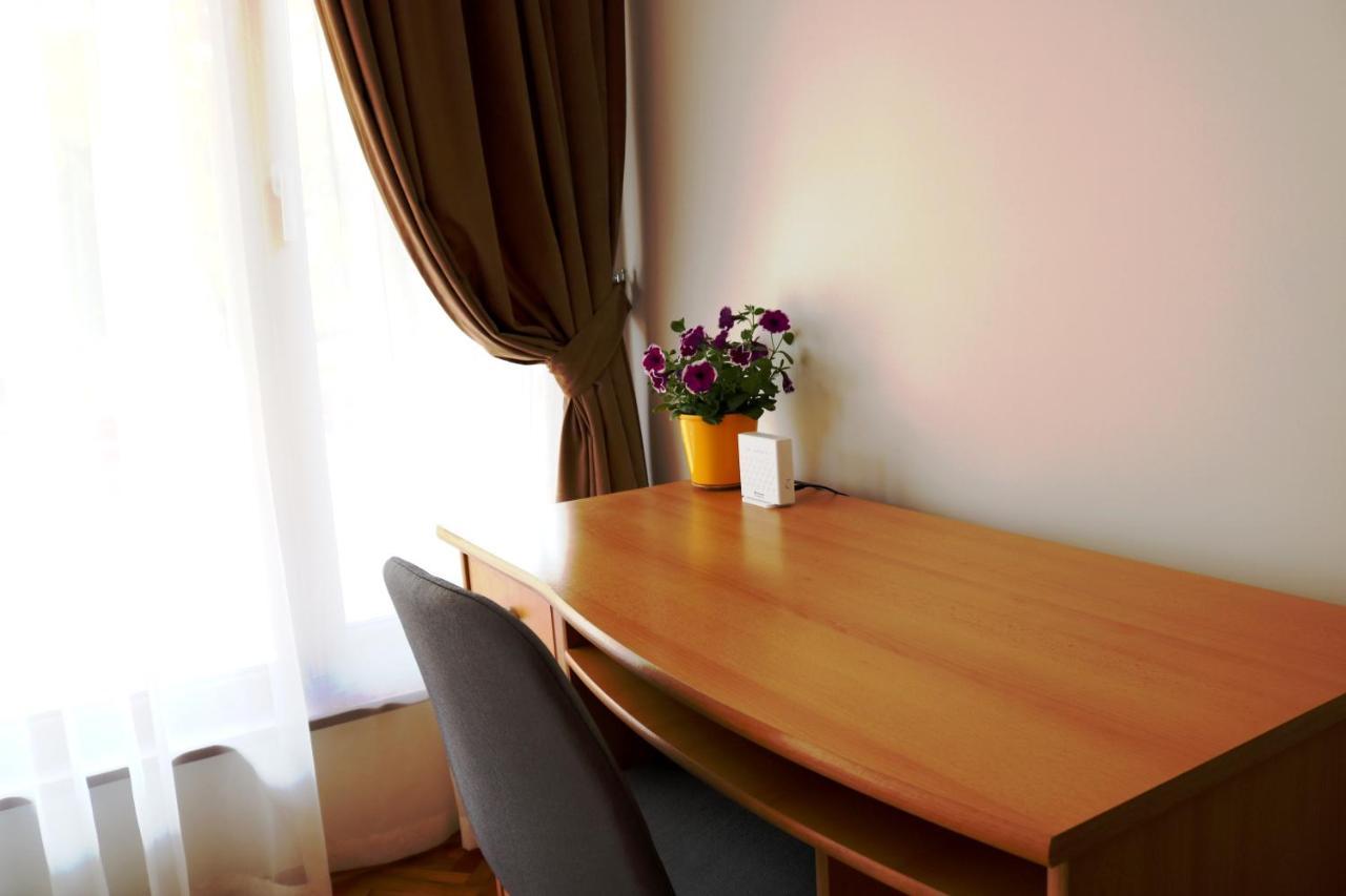 Central Varna Apartment - Lets4Holiday 외부 사진