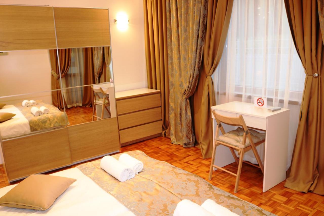 Central Varna Apartment - Lets4Holiday 외부 사진